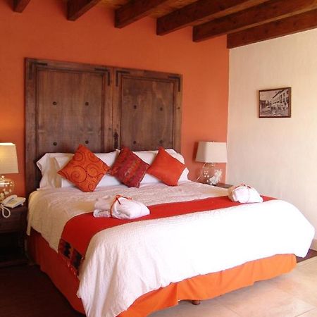 Casa Del Tio Hotel Boutique Сан-Міґель-де-Альєнде Номер фото A bedroom at Hotel San Cristóbal