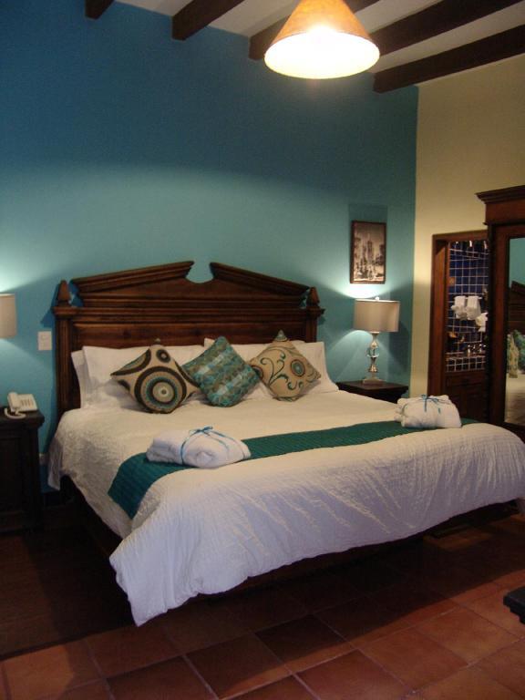 Casa Del Tio Hotel Boutique Сан-Міґель-де-Альєнде Номер фото A bedroom at Hotel San Angel Inn